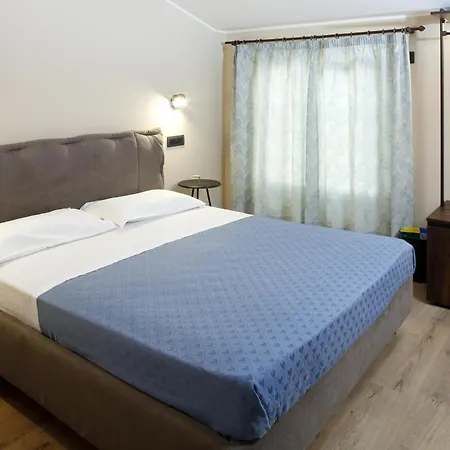 Porta Nuova Hotel Asís