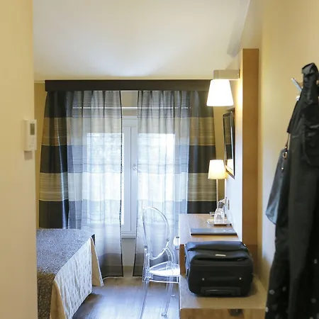 포르타 누오바 호텔